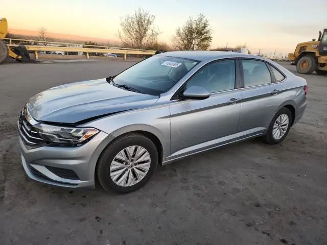 3VWCB7BU5KM204077