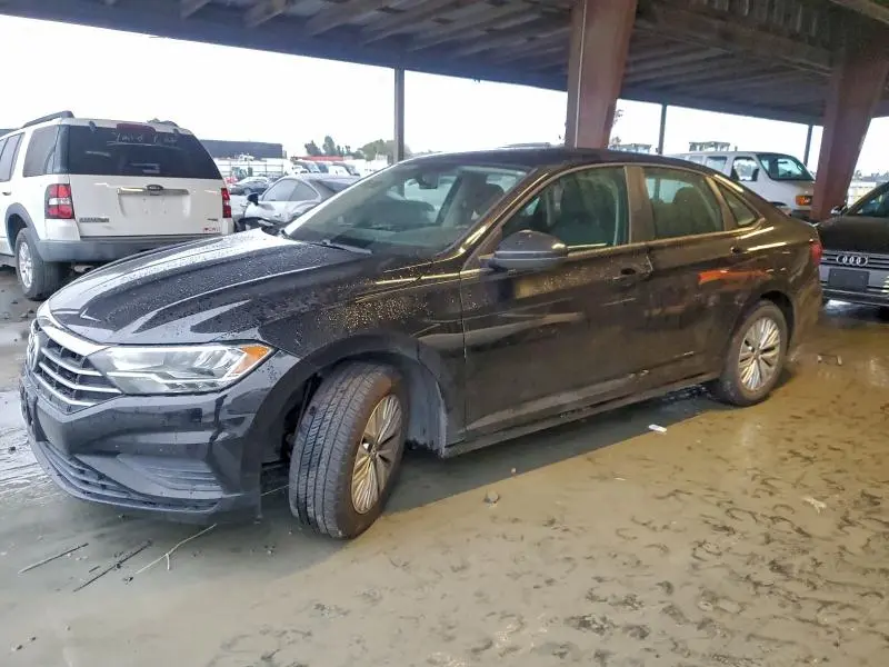 3VWCB7BU5LM060077