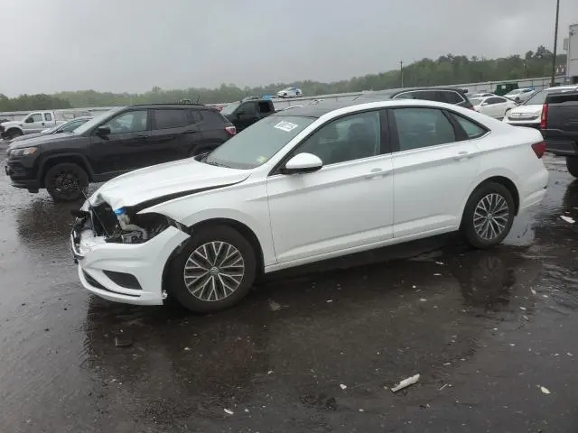 3VWCB7BU6LM006111