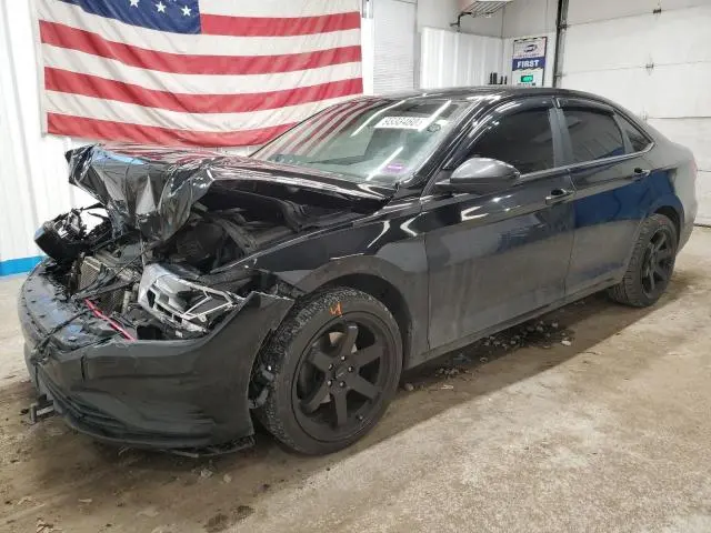 3VWCB7BU6LM049136