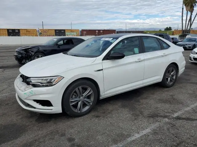 3VWCB7BU6LM056748
