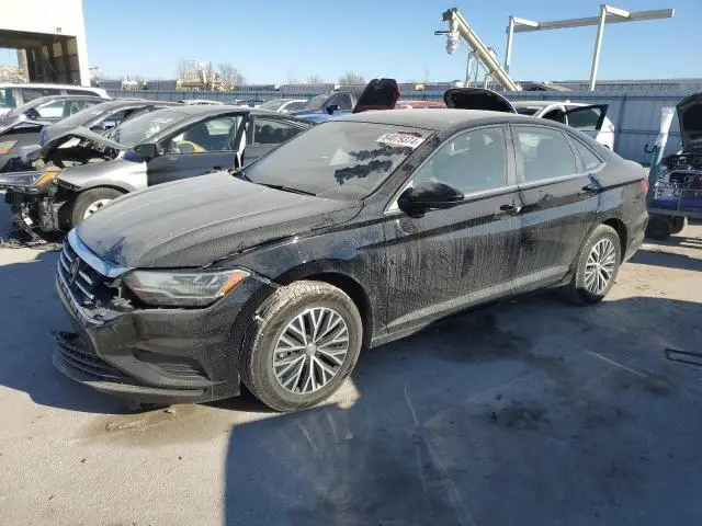3VWCB7BU6LM057219