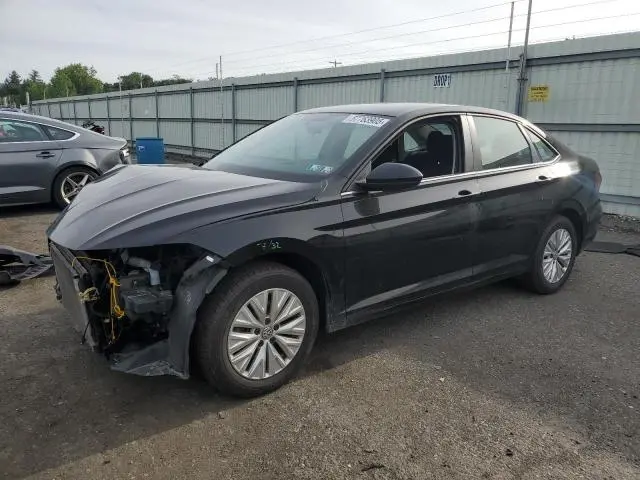 3VWCB7BU7KM217820