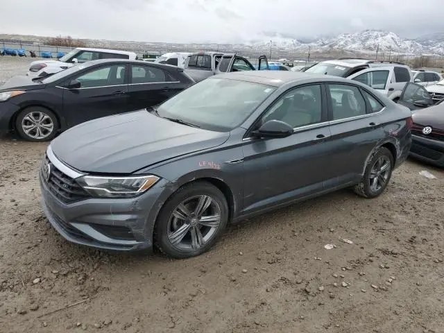 3VWCB7BU7LM046729