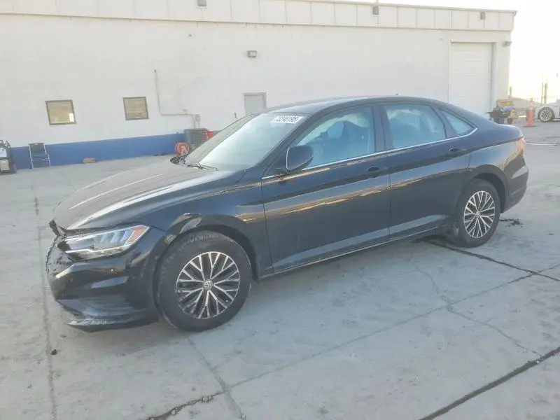 3VWCB7BU7LM066088