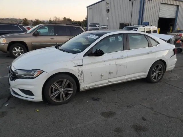 3VWCB7BU8LM003257