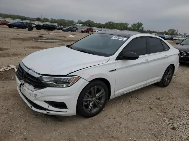 3VWCB7BU8LM037196