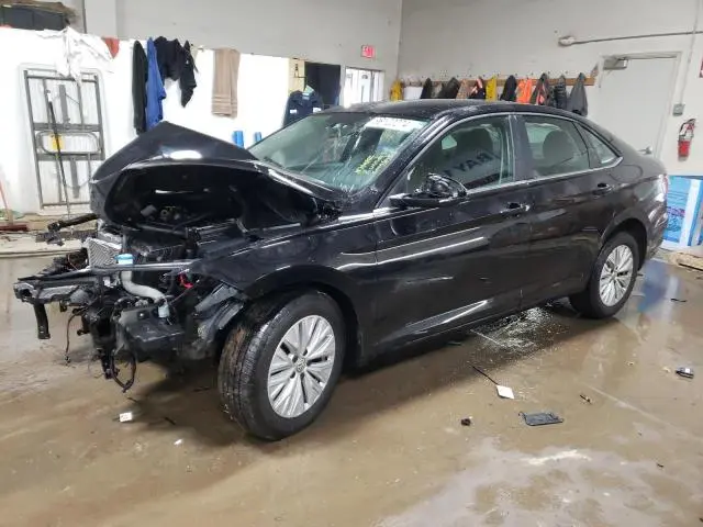 3VWCB7BU9KM213087
