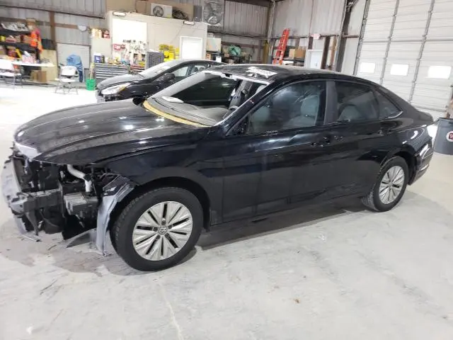 3VWCB7BU9KM275170