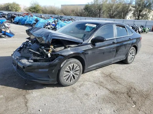 3VWCB7BU9LM008029