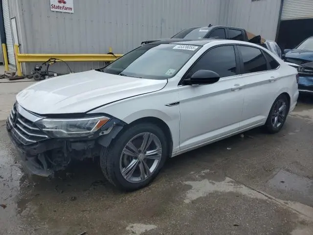 3VWCB7BU9LM046487
