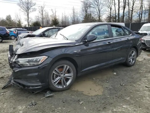 3VWCB7BU9LM053682