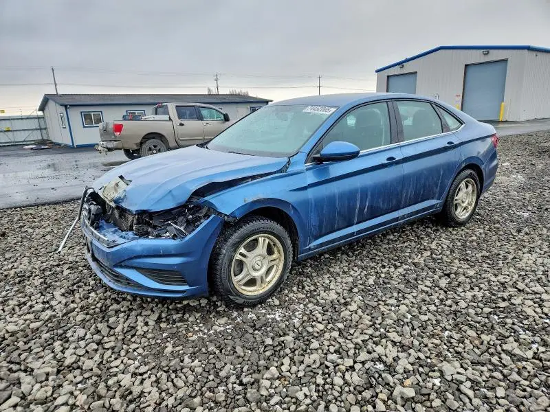 3VWCB7BU9LM057117