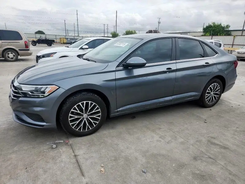 3VWCB7BU9LM057392