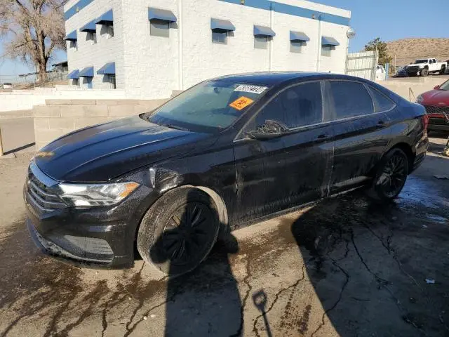 3VWCB7BU9LM065282