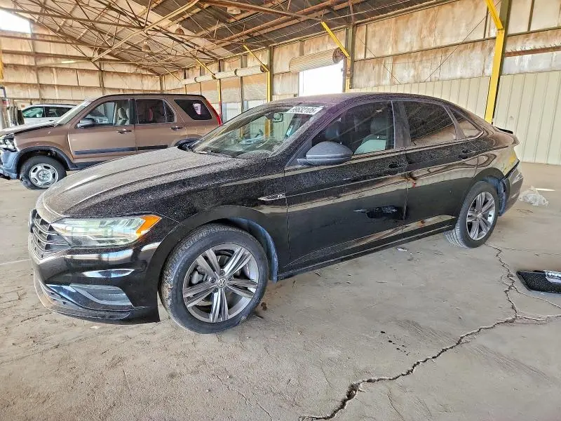 3VWCB7BUXKM148007