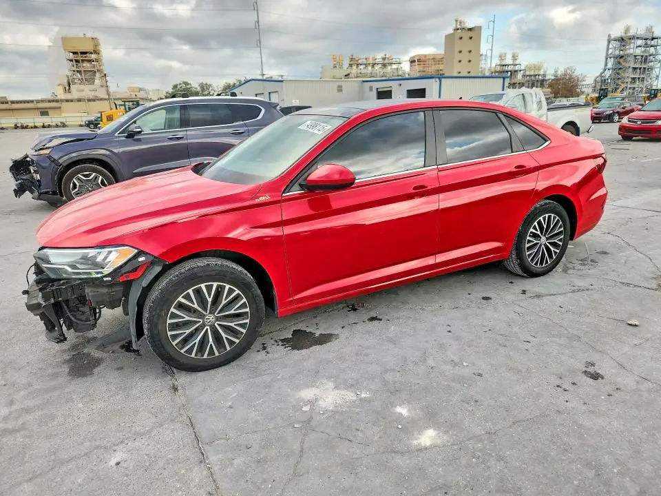 3VWCB7BUXLM018469