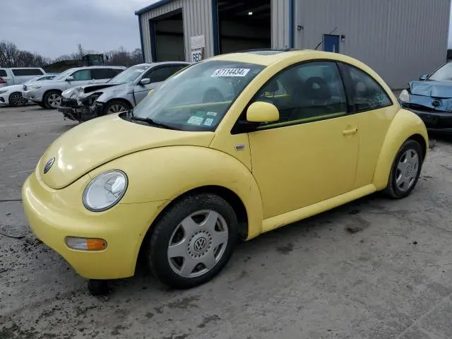 3VWCD21C4YM481768