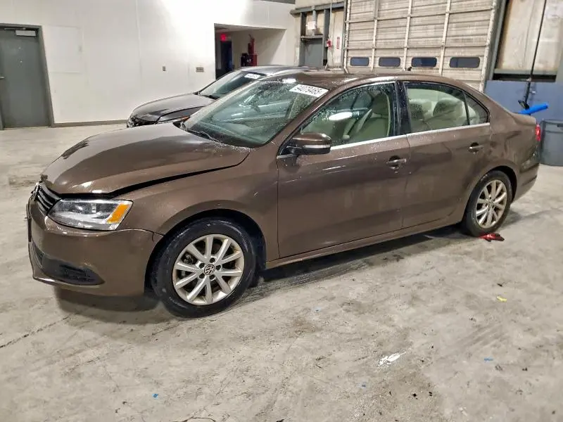 3VWD07AJ1EM256893