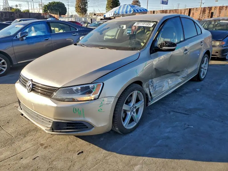 3VWD07AJ3EM295811