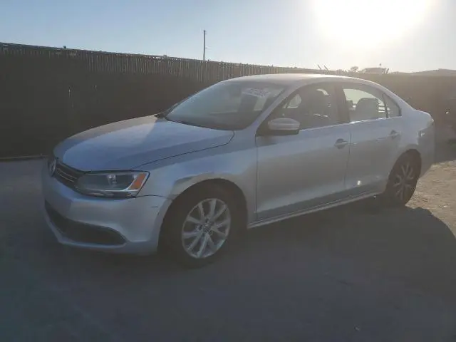 3VWD07AJ4EM292948