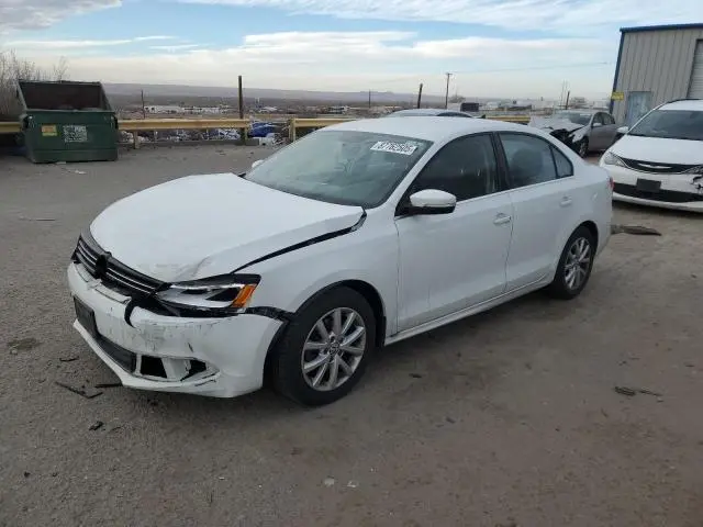 3VWD07AJ5EM306095