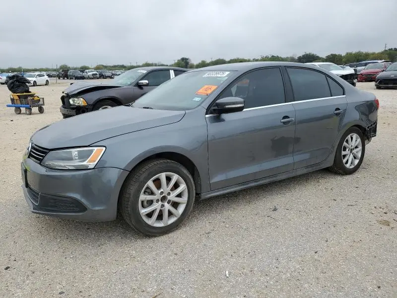 3VWD07AJ5EM317226