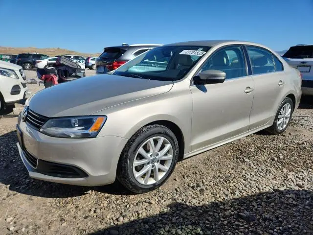 3VWD07AJ5EM318036