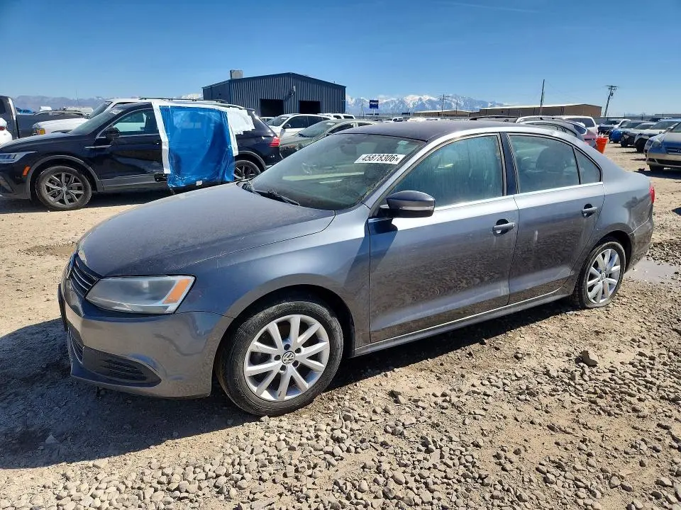 3VWD07AJ5EM414460