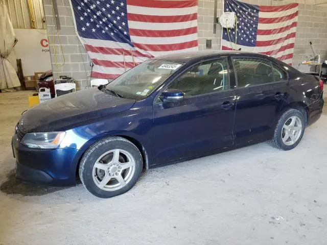 3VWD07AJ7EM382529