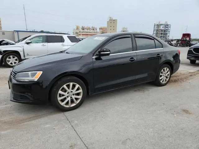 3VWD07AJ9EM304074