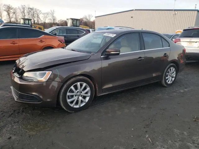 3VWD07AJ9EM372004