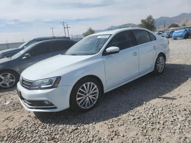 3VWD17AJ0FM261307