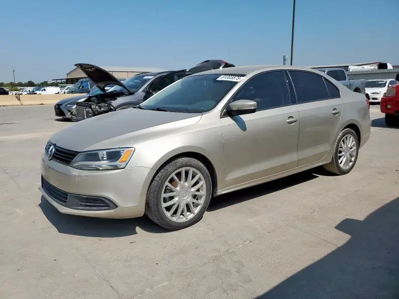 3VWD17AJ1EM249844