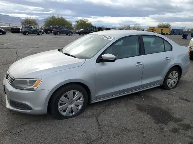 3VWD17AJ1EM395810