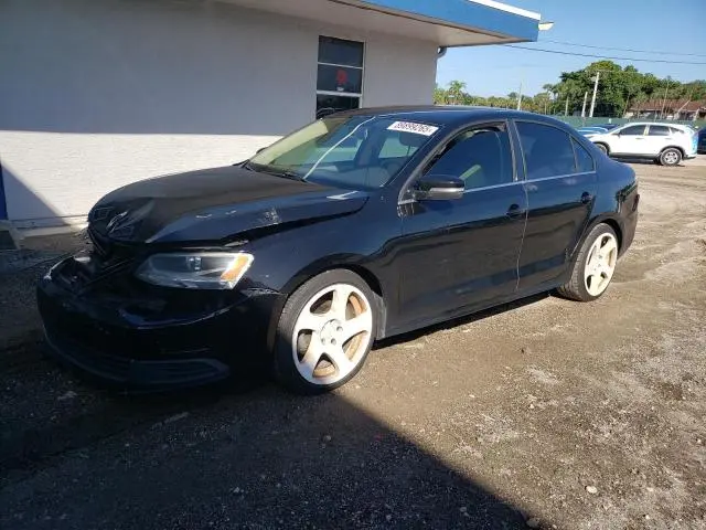 3VWD17AJ1EM426389