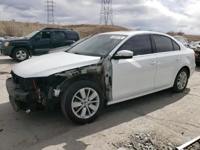 3VWD17AJ1FM421677