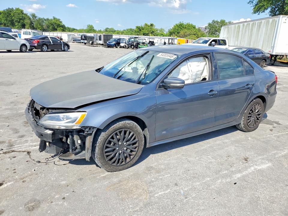 3VWD17AJ2EM222846