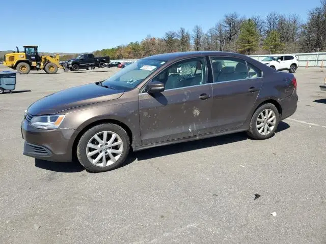 3VWD17AJ2EM418916