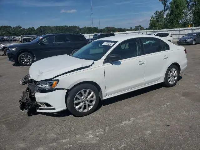 3VWD17AJ2FM317490