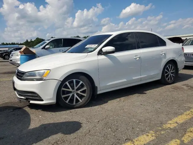 3VWD17AJ2FM318557