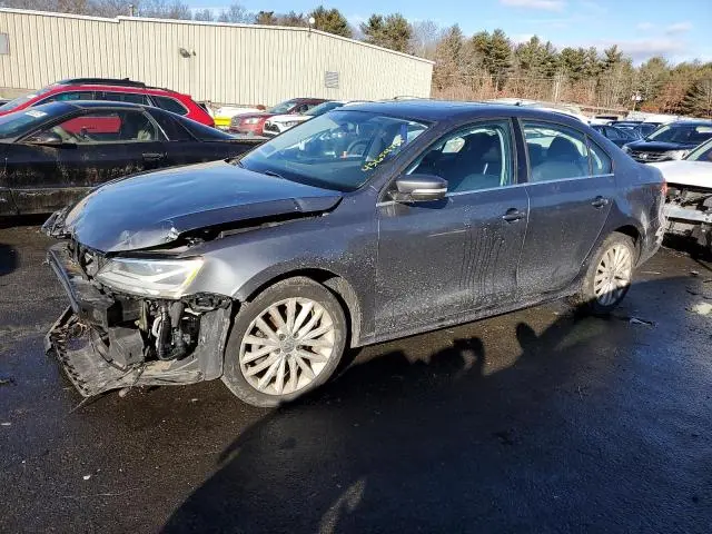 3VWD17AJ2FM413779