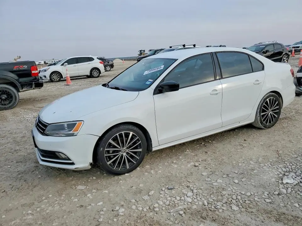 3VWD17AJ2GM303073