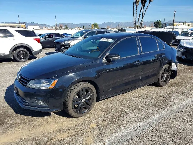 3VWD17AJ2JM247384