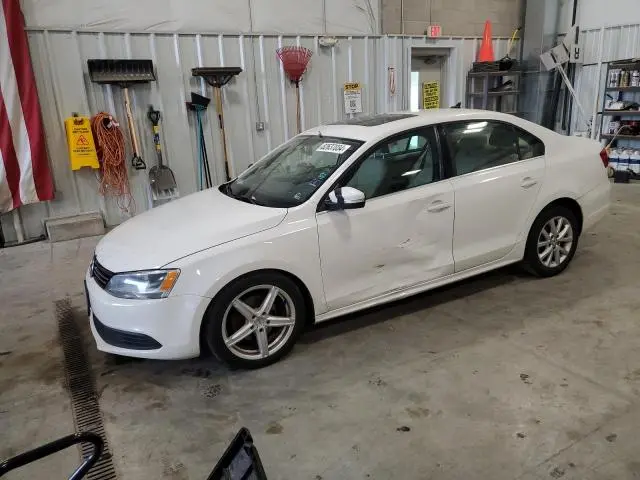 3VWD17AJ3EM362887