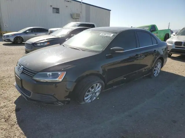 3VWD17AJ3EM389684
