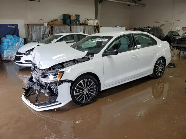 3VWD17AJ3HM351196