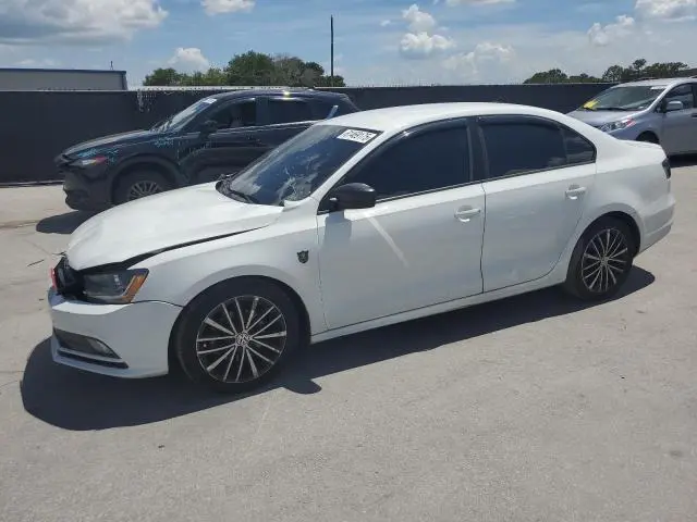 3VWD17AJ3HM410375