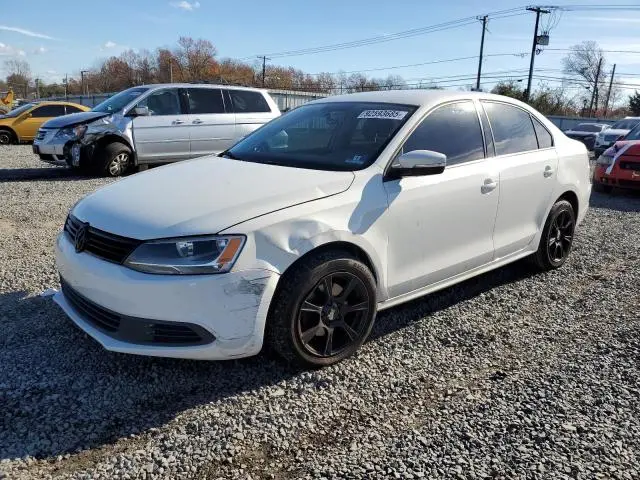 3VWD17AJ4EM225814