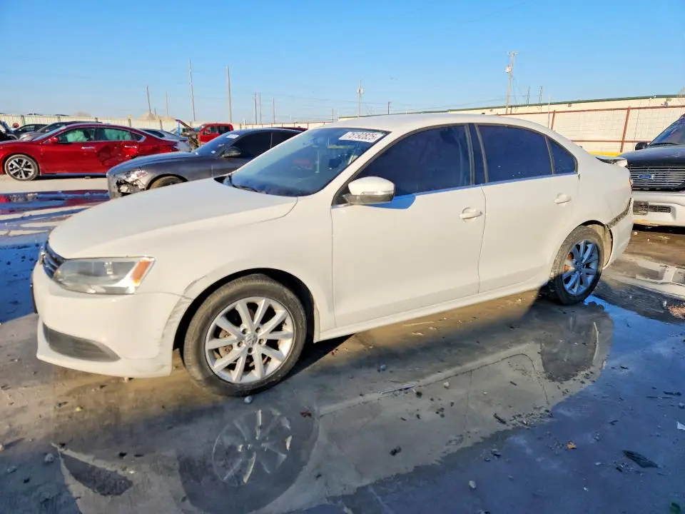 3VWD17AJ5EM304876